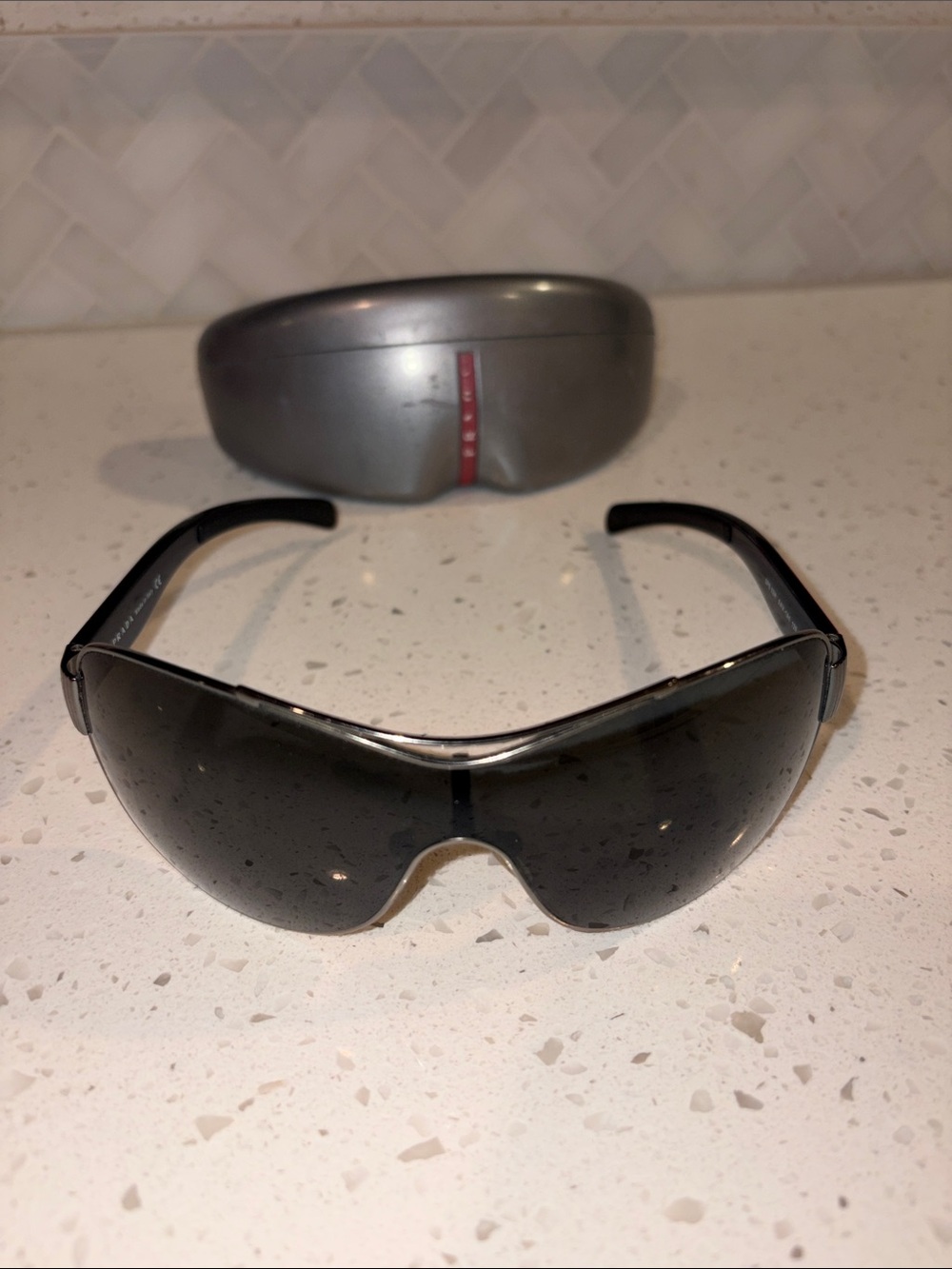 Prada sunnies SPS 52H 5AV-1A1 125 3N
